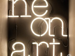 Bøj det i neon!