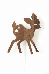 my-deer-lamp-dc3a5dyr-dc3a5dylampe-lampe-belysning-bc3b8rnevc3a6relset-bc3b8rn-design-fermliving-boligcious-indretning2