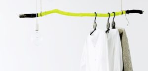 diy-garderobe-hanger-skab-toej-toejstativ-rag-knager