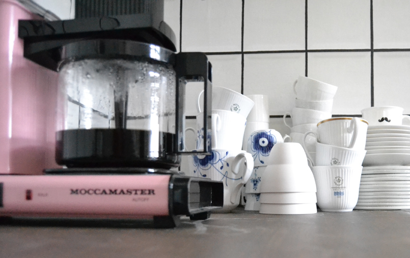 pink-lyseroed-moccamaster-kaffemaskine