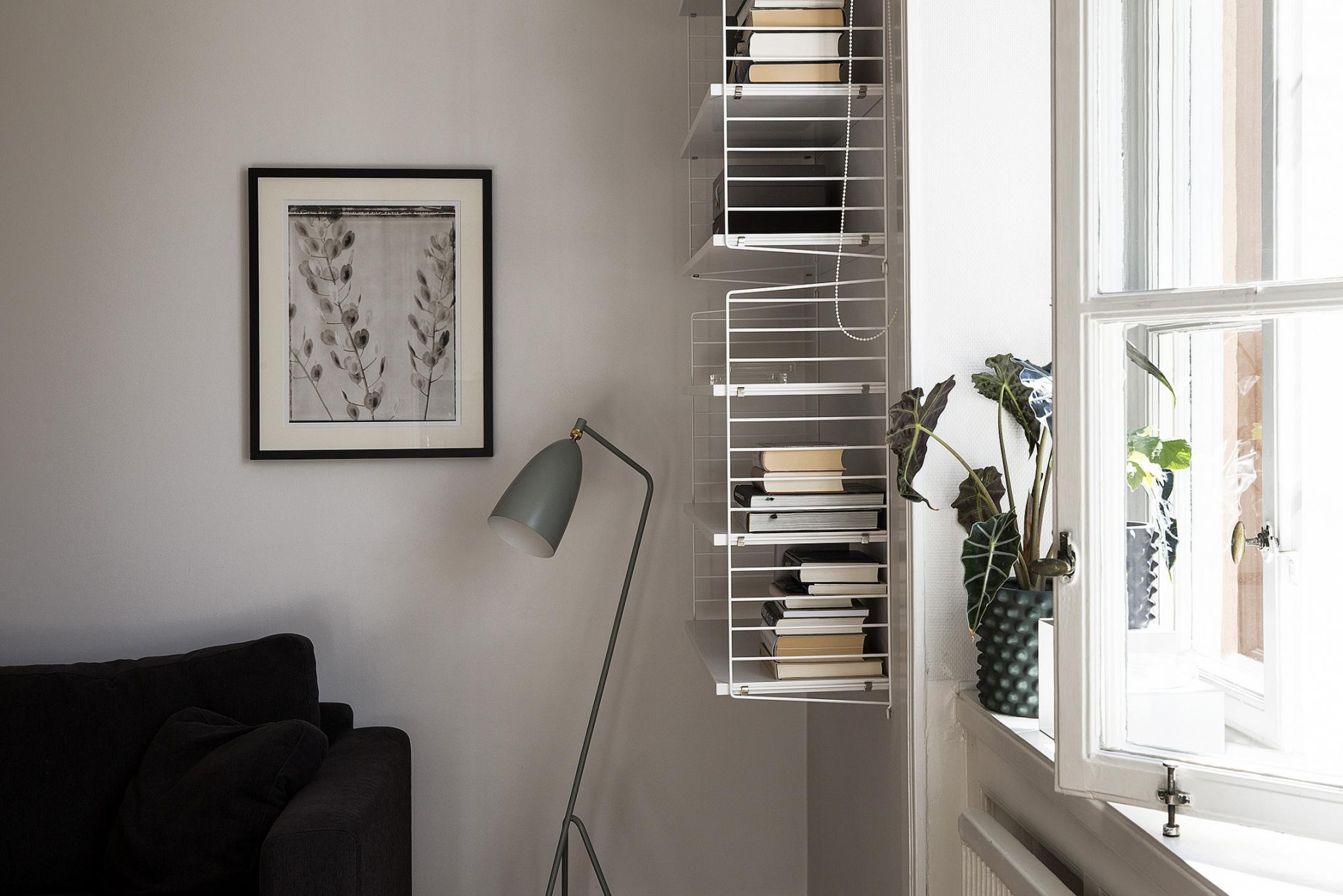 Sofakrog stue reol vaeghaengt string hvid indrening boligindretning ... Bauhaus havehus